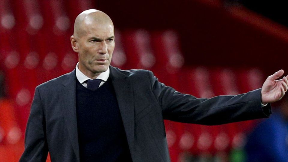 Exkluzívny návrat? Zinedine Zidane vraj má tajnú dohodu!