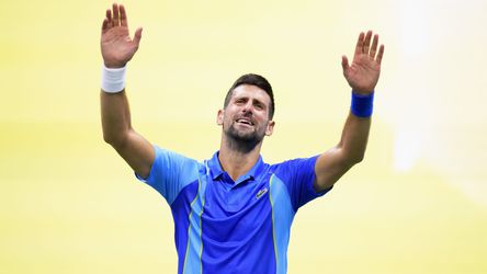 Politický analytik zaútočil na Novaka Djokoviča: Mal by byť doživotne vylúčený z tenisu