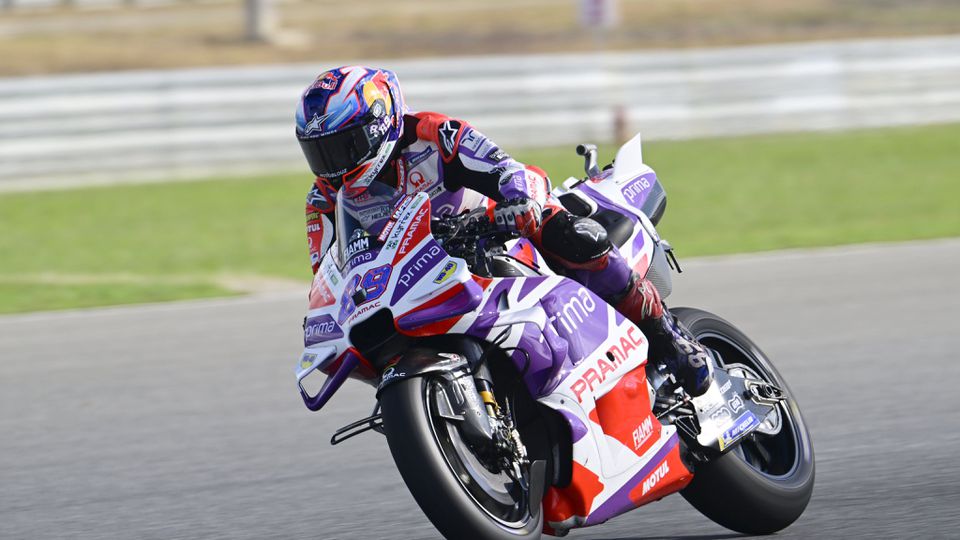 MotoGP: Martin triumfoval v šprinte na VC Kataru, Bagnaiov náskok sa zmenšuje