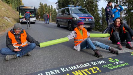 Klimatickí aktivisti narušili preteky Svetového pohára v Söldene