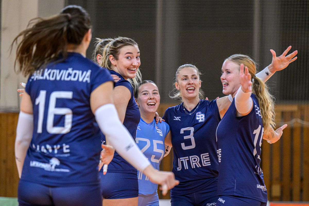 Niké extraliga žien: Bratislavské tímy potvrdili úlohu favorita, bez straty setu zvíťazila aj Žilina