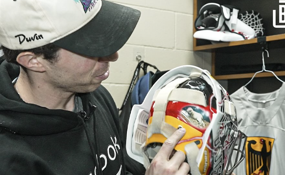 FOTO+VIDEO Dojemné gesto na MS do 20 rokov. Brankár, ktorý chytal proti Slovensku si uctil zosnulého miláčika