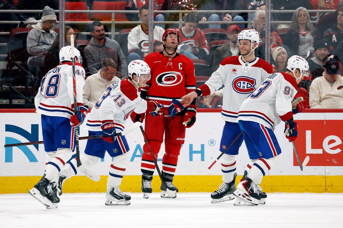 Sýkora pokračuje v triumfálnom vstupe do NHL, v treťom zápase už druhý gól