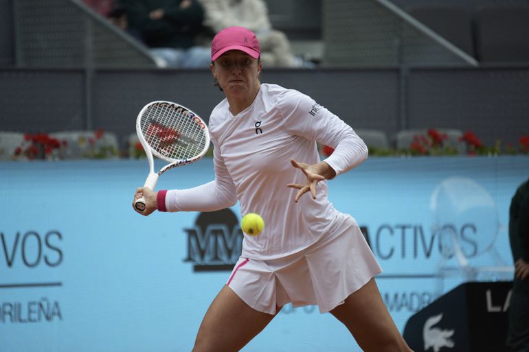 WTA Madrid: Swiateková sa stala prvou semifinalistkou, na súperku si počká