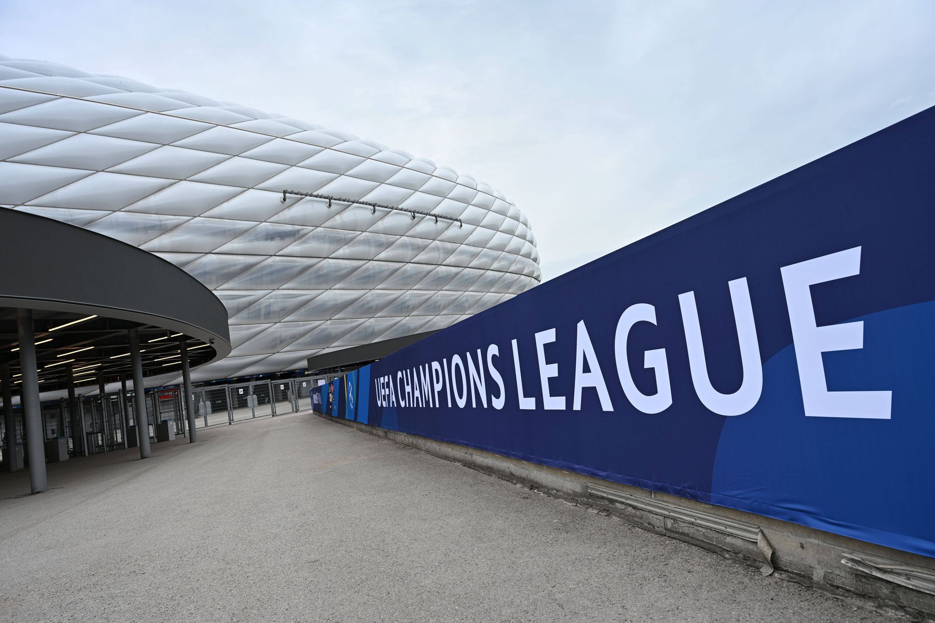 Allianz Arena pred finále Ligy majstrov Paríž Saint-Germain - Inter Miláno. Zdroj: Imago