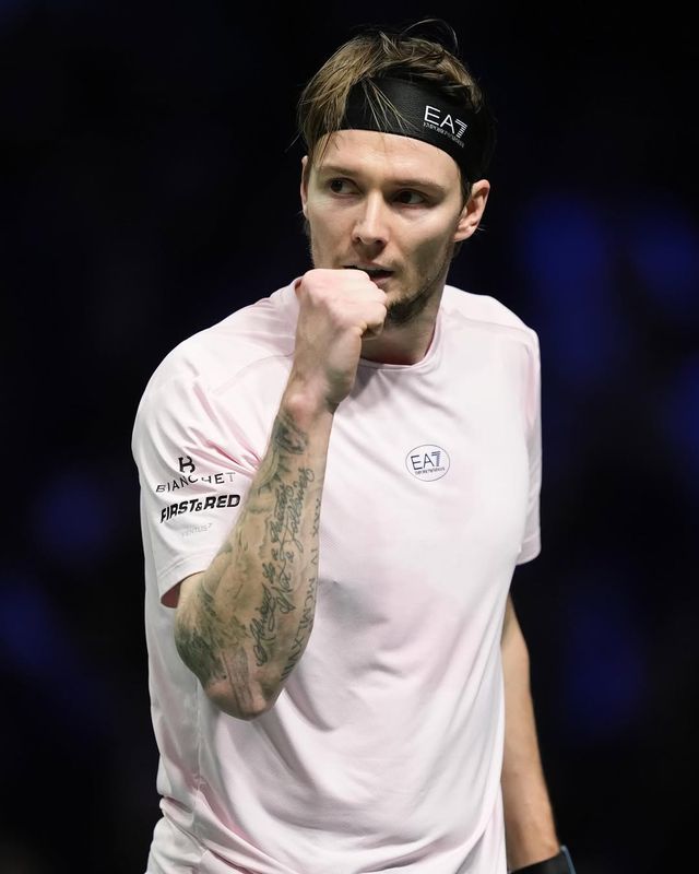 ATP Paríž: Alexander Bublik šokujúco vyradil svetovú štvorku