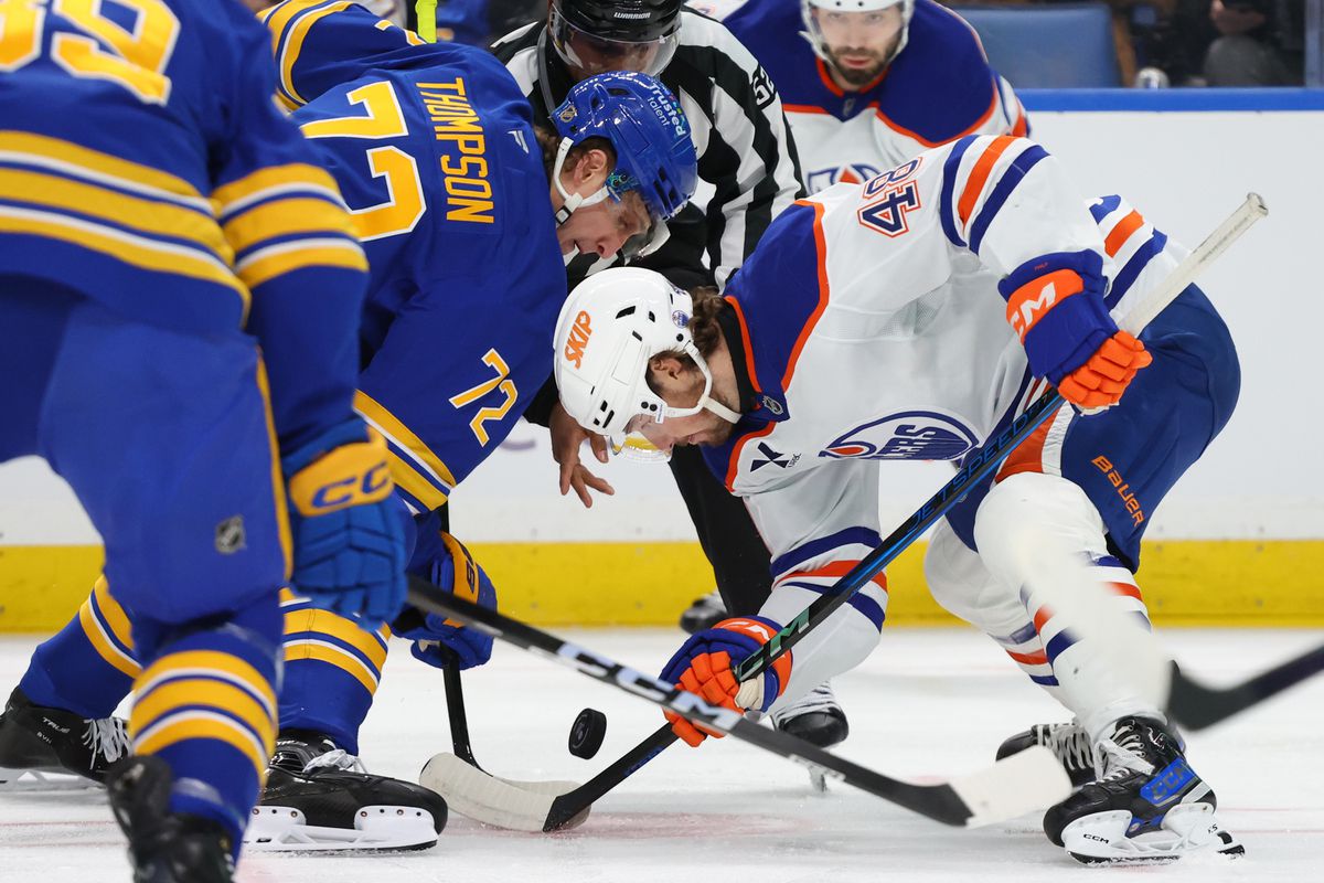 Kanadský hokejista v NHL nekončí. Z waiver listiny po ňom siahla Carolina