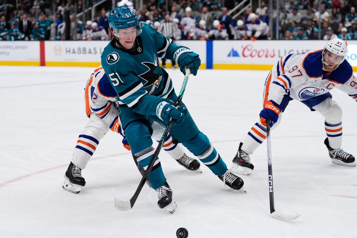 San Jose pokračuje v budovaní hviezdneho tímu. Sharks podpísali novú zmluvu s talentovaným mladíkom