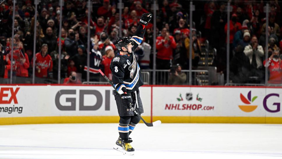 Овечкин вкара три на Монреал, доближава рекорда на Грецки