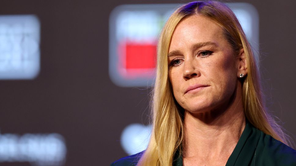 Повече от 12 години изминаха откакто Холи Холм за последно