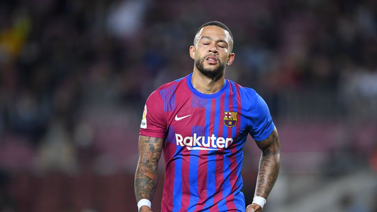  Депай към момента не тренира на цялостни обороти, само че очакванията са да е подготвен за Атлетико 