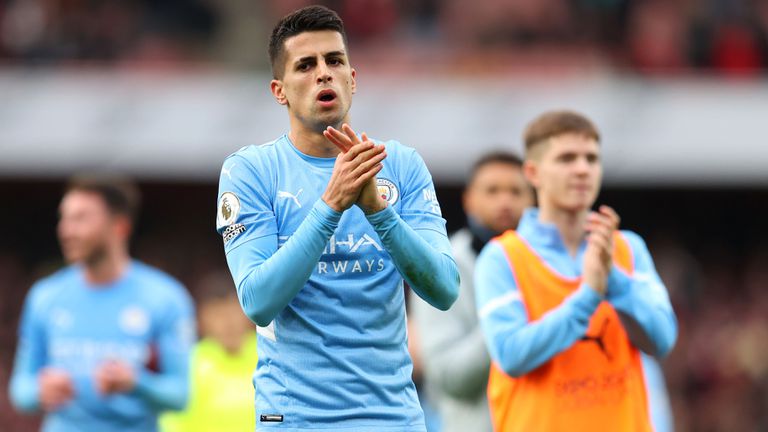  Манчестър Сити възнагради Кансело с нов контракт 