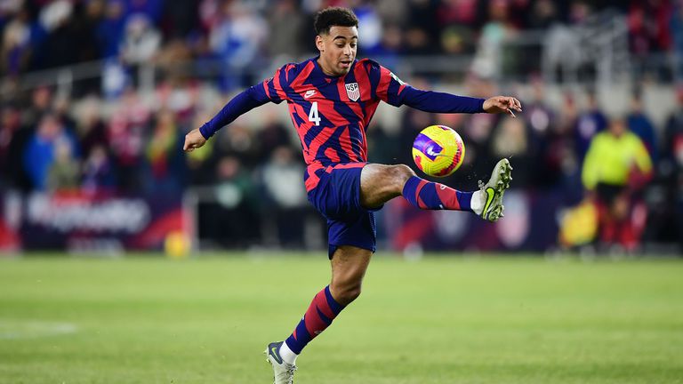  Двама значими футболисти на Съединени американски щати ще пропуснат мача с Хондурас 