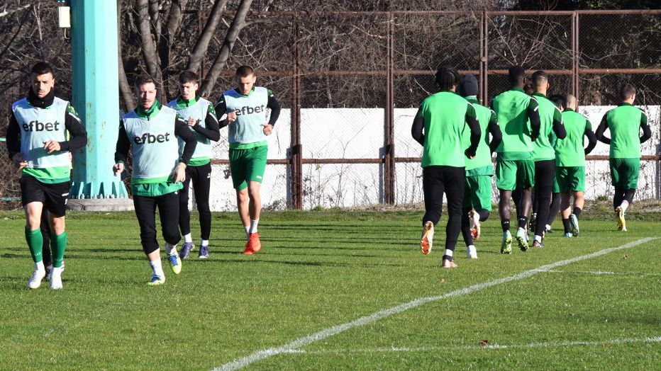 Берое поднови тренировки след завръщането си от Турция