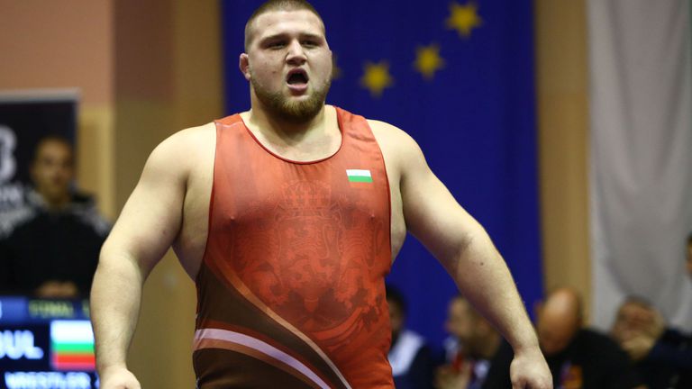 Георги Иванов ще се бори на полуфиналите в тежка категория
