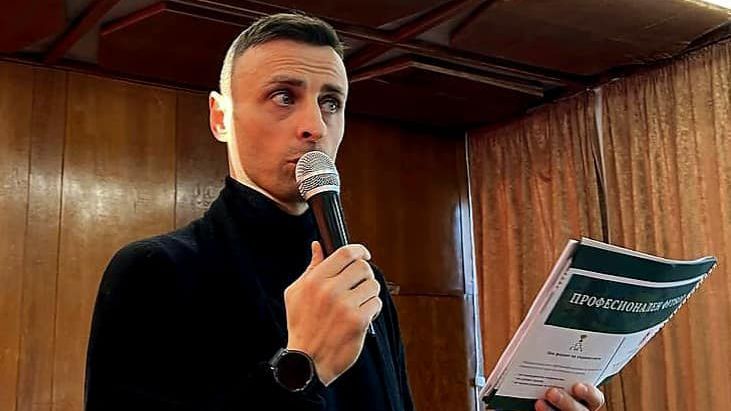 Димитър Бербатов започна предизборната си обиколка от Видин