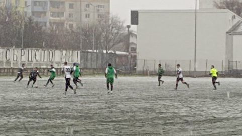 Блицтурнир с участието на Атлетик Куклен Родопа Смолян и местния