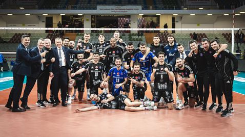 Отлични Цветан Соколов и Матей Казийски с 35 точки, Халкбанк с победа №14 в Турция