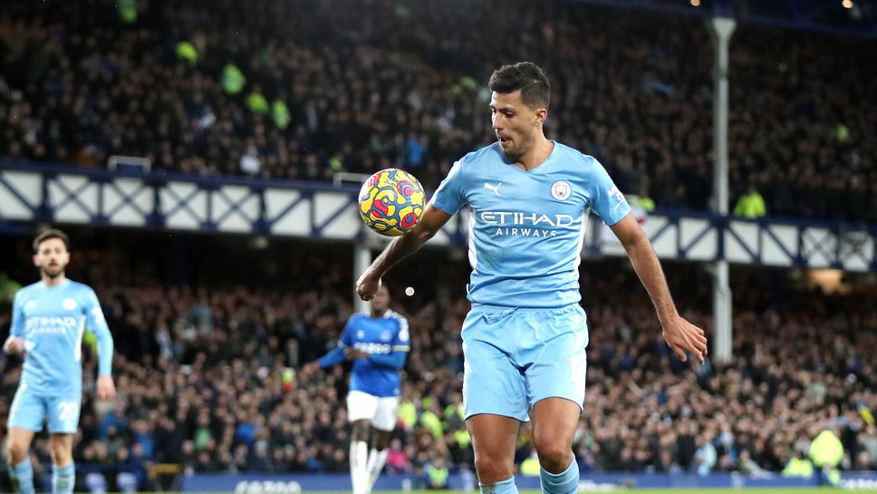 Имало е дузпа за Евертън, официално се извиниха на клуба