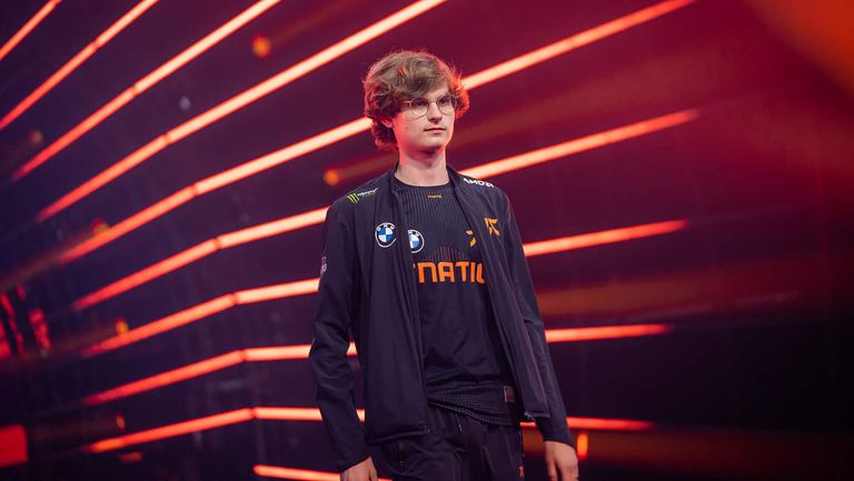 Има огромни шансове бот лейнъра на Fnatic Елиас Upset Лип