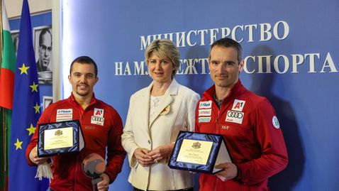 Почести за Алберт Попов в спортното министерство