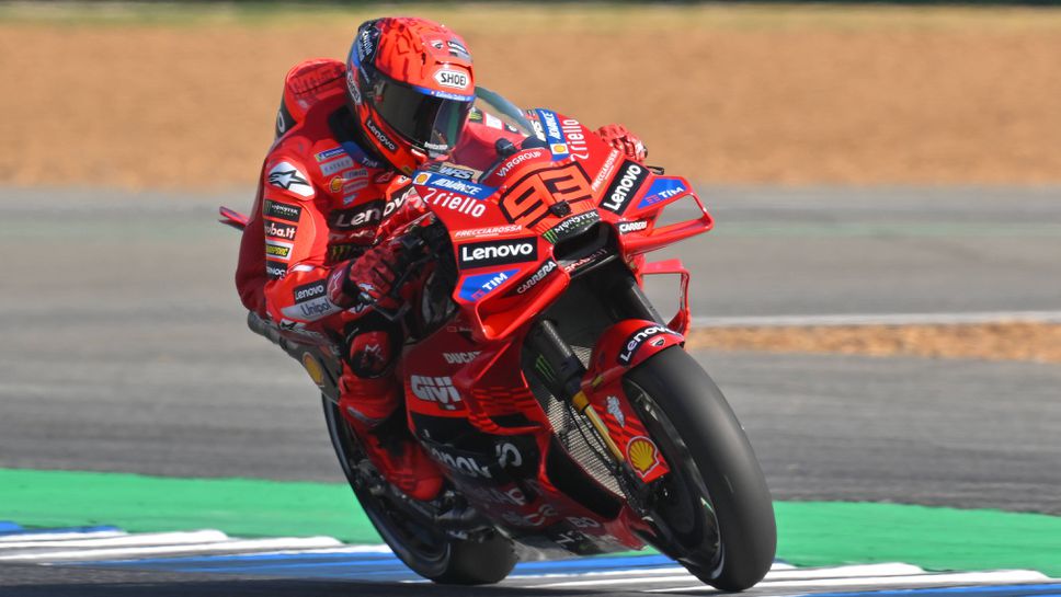 Маркес спечели първия полпозишън за сезона в MotoGP, Баная оцеля в джунглата