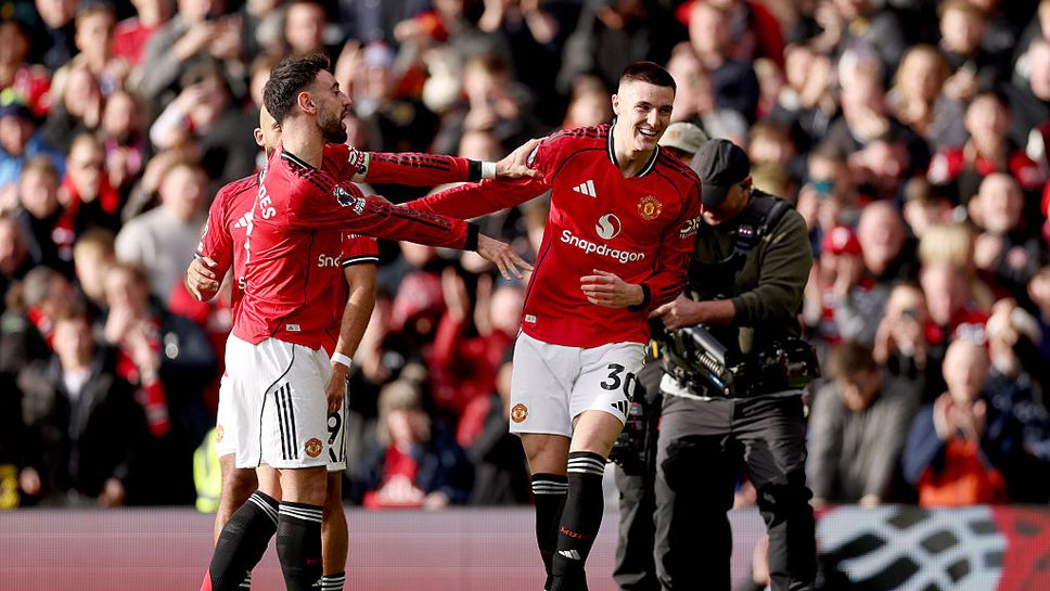 Ман Юнайтед 2:1 Кристъл Палас, "орлите" са с човек по-малко, Шешко осъщстви пълен обрат