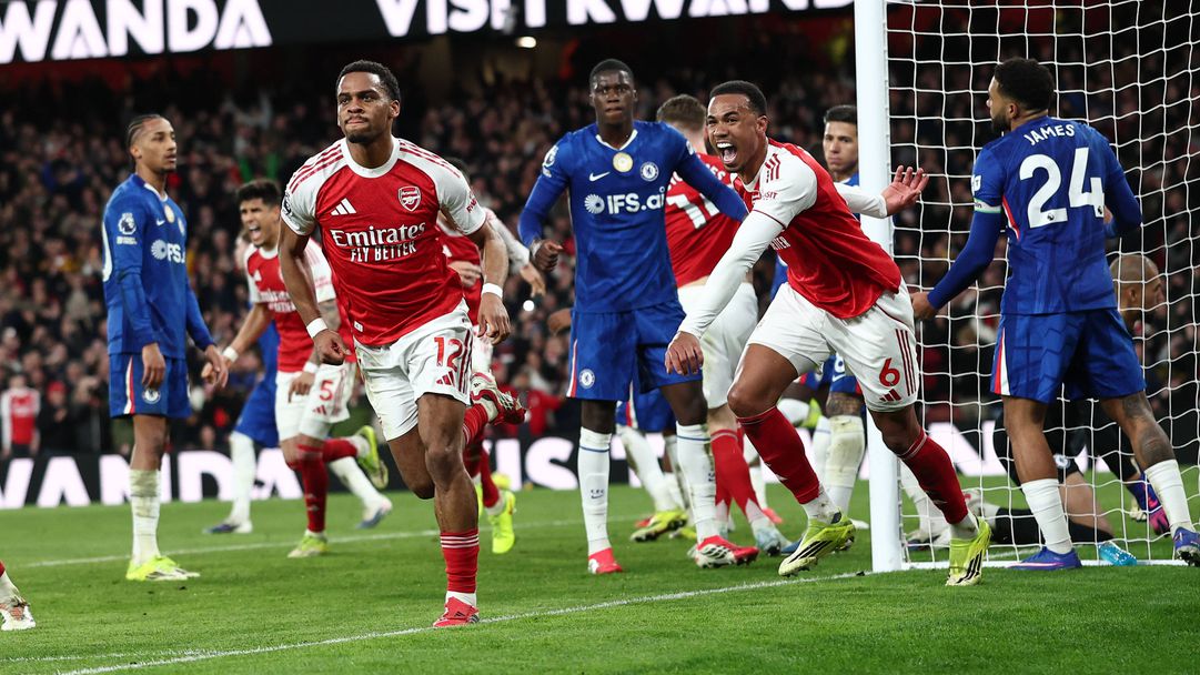 Арсенал се справи във важен тест, ъгловите удари отново бяха решителни