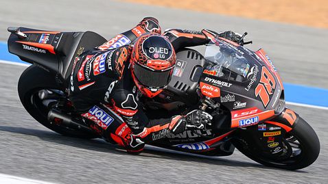 Мануел Гонсалес спечели в Moto2 след две спирания на състезанието