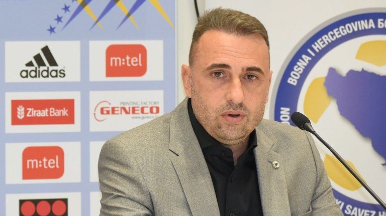 Българският специалист Ивайло Петев класира Босна и Херцеговина в Лига