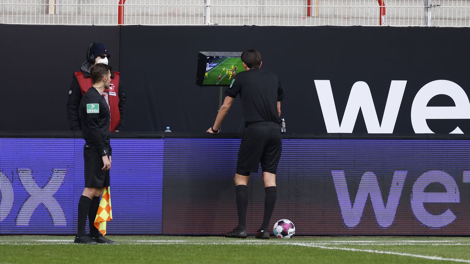 Съмнения сред клубовете от Премиър лийг, след като изпратиха предложенията си за ВАР