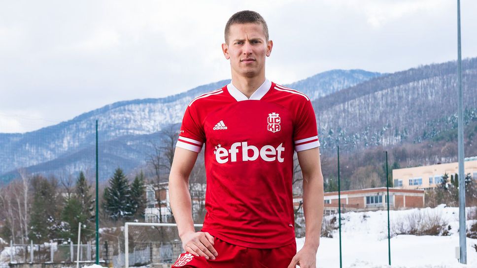 Денислав Александров: Новият модел футболни обувки на adidas е подходящ за всеки футболист