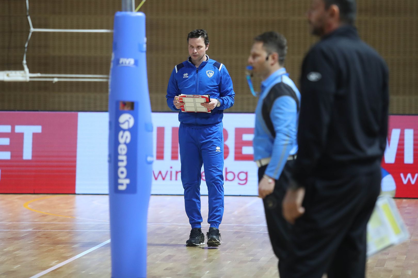 Полуфинал №1: Левски - Нефтохимик 0:3