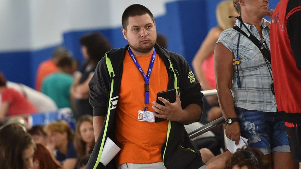 Без време плуването изгуби Иван Стойчев