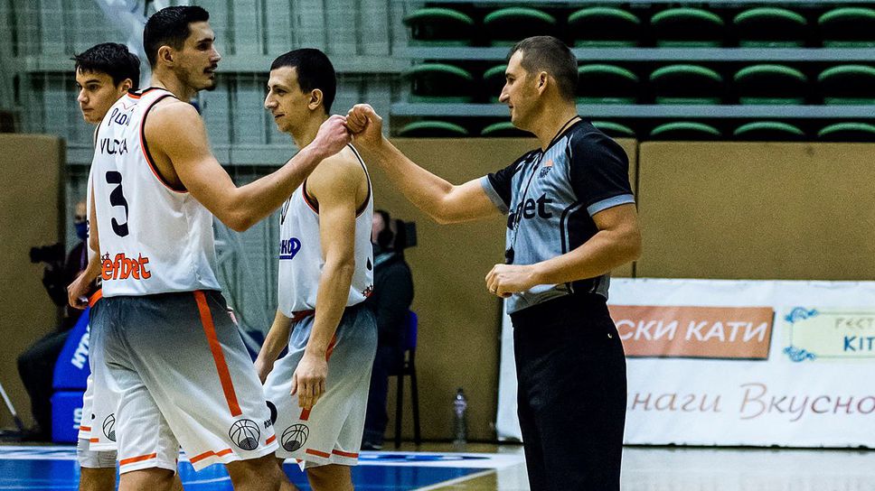 Йере Вучица: Април месец ще бъде труден за нас