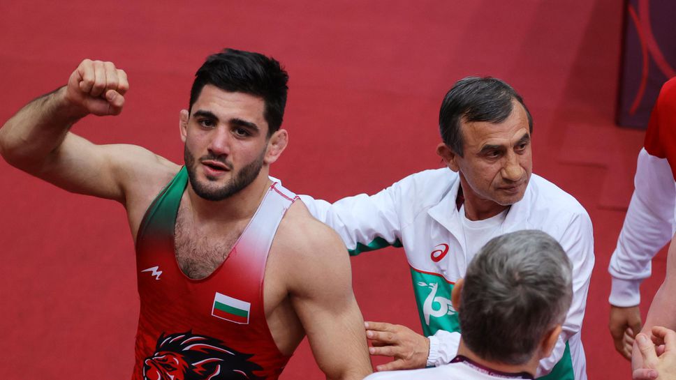 Айк Мнацаканян и Семен Новиков се пребориха за място на финалите в Унгария