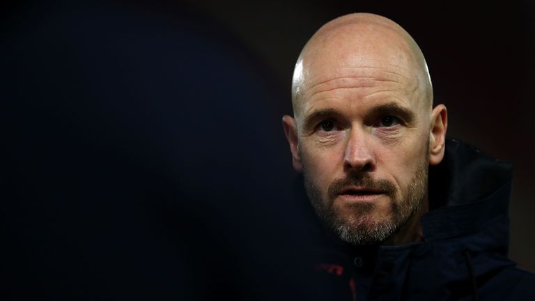  Ерик загар Хаг: Във футбола човек в никакъв случай не знае, не желая да изключвам нищо 