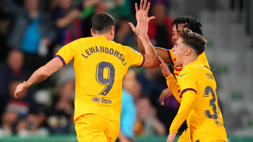 Левандовски сложи край на головата си суша, а Барса разгроми аутсайдера в Ла Лига