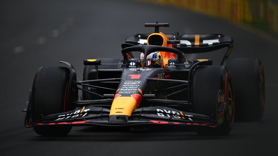 Верстапен разби конкуренцията в квалификацията в Австралия, Перес стартира последен