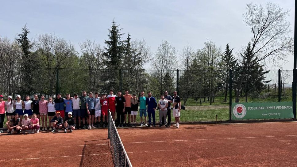 Стефан Цветков и Орлин Станойчев дадоха старт на национален тенис лагер в Пазарджик