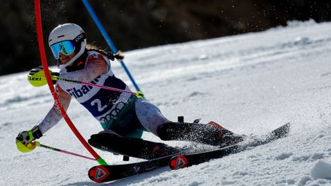 Анина Цурбриген 40-а в гигантския слалом на Световното