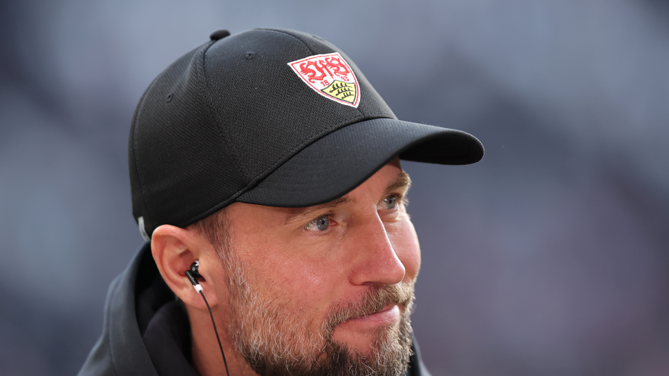 Треньорът на Щутгарт Себастиан Хьонес очаква голяма подкрепа от феновете