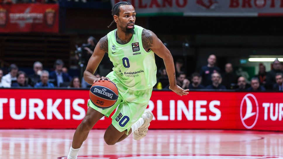 Звезда на Барса преподписва с каталунците