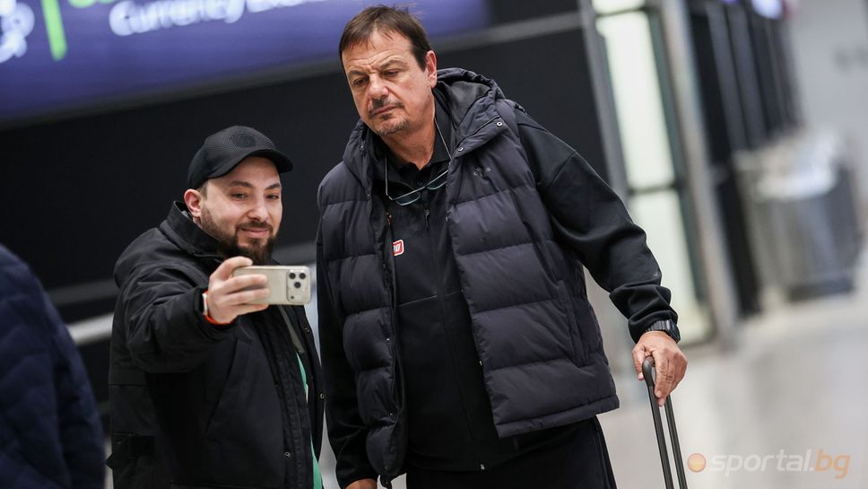 Панатинайкос пристигна в София с гръцка музикална звезда