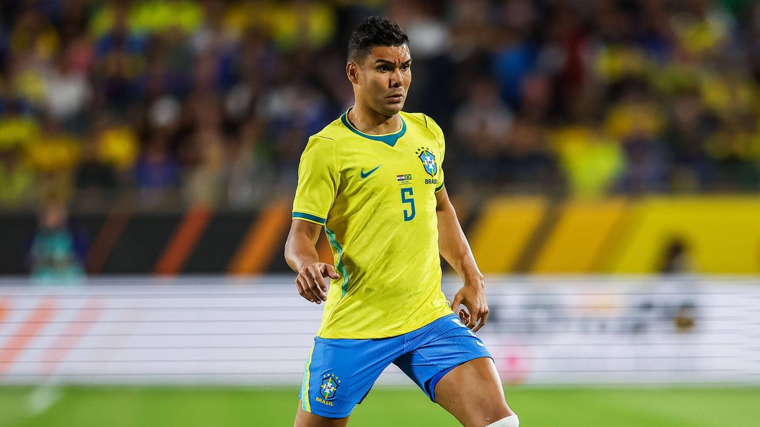 Каземиро: Трябва да пазим младите от високите очаквания