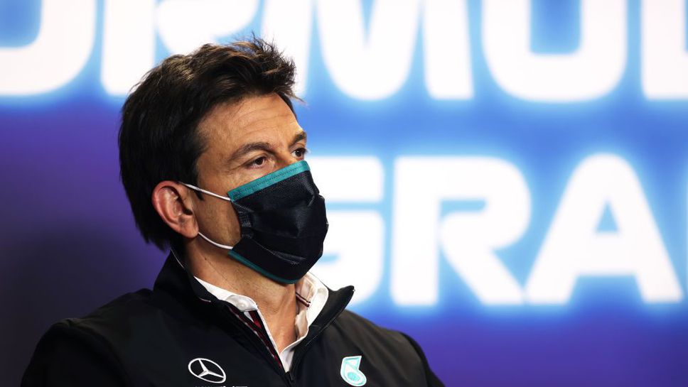 Тото Волф: Пилотите на Мерцедес са свободни да се борят помежду си