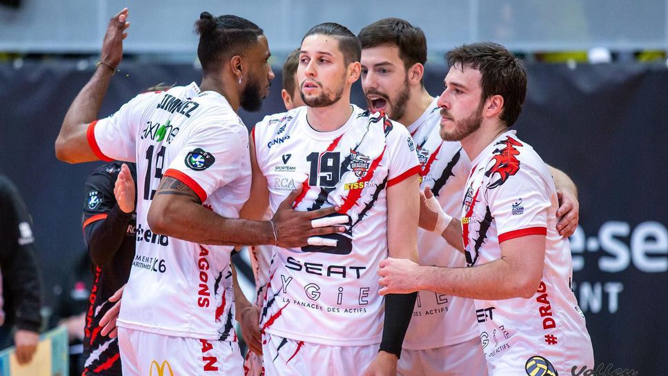 Николай Пенчев с 12 точки за трета победа на Кан в плейаутите