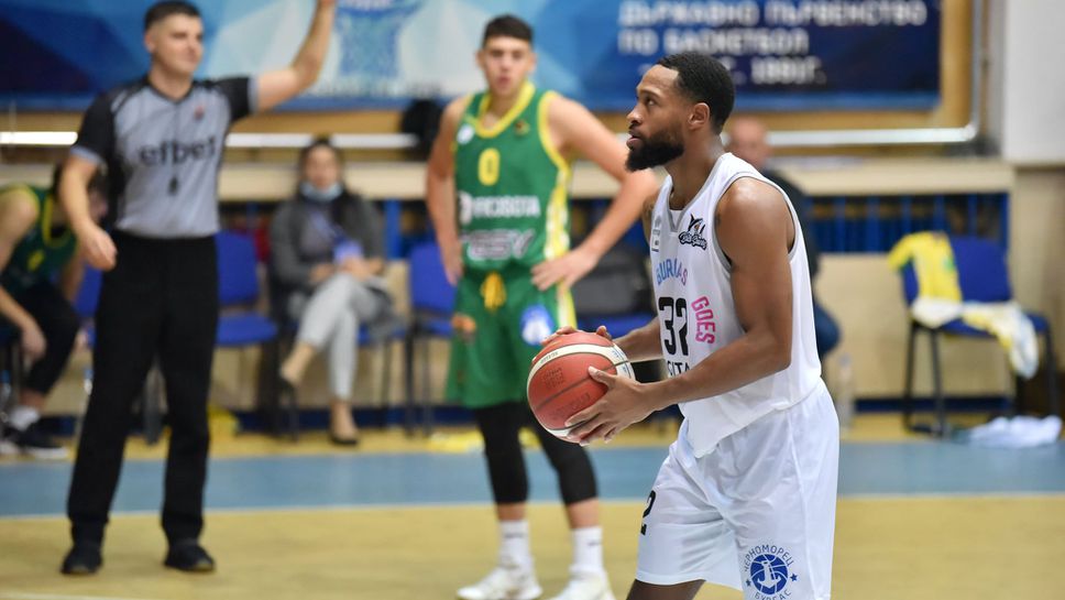 Черноморец без Кортни Белджър в плейофите