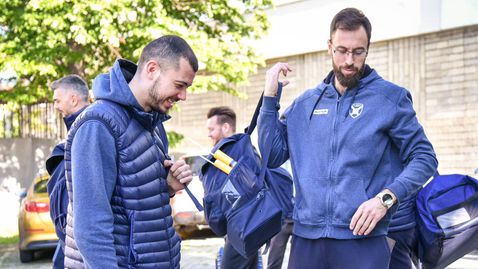  Волейболистите на Хебър отпътуваха за Бургас 