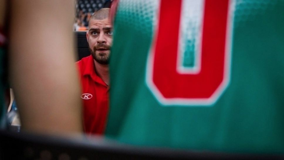 17-годишните национали разгромиха Арис в Гърция